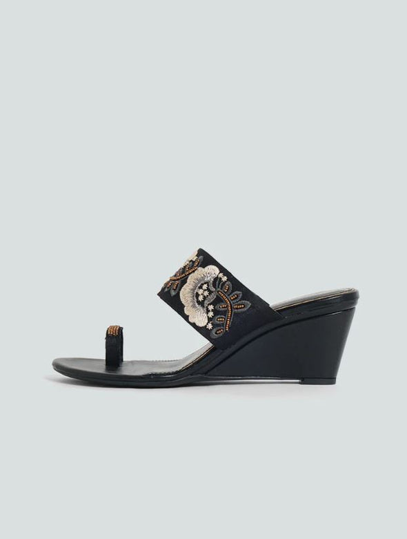 LUNA BLU Floral Embellished Black Wedge Sandals